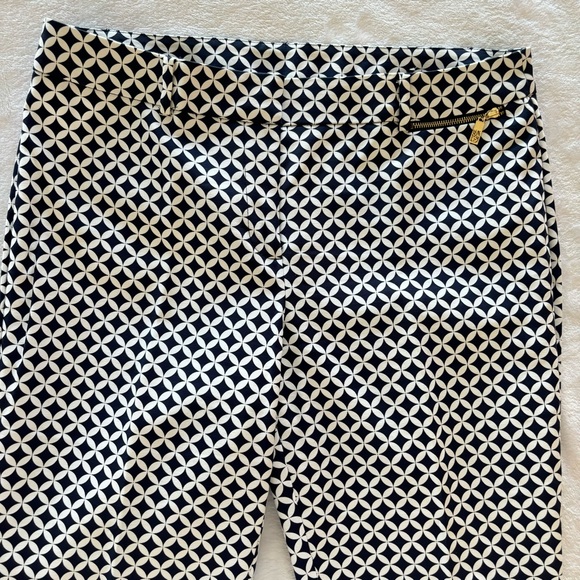 ANNE KLEIN Mid Rise Slim Leg Ankle Pants--EUC--10 - Picture 2 of 15